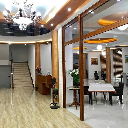 Imperial Hotel Ulcinj Buitenkant foto