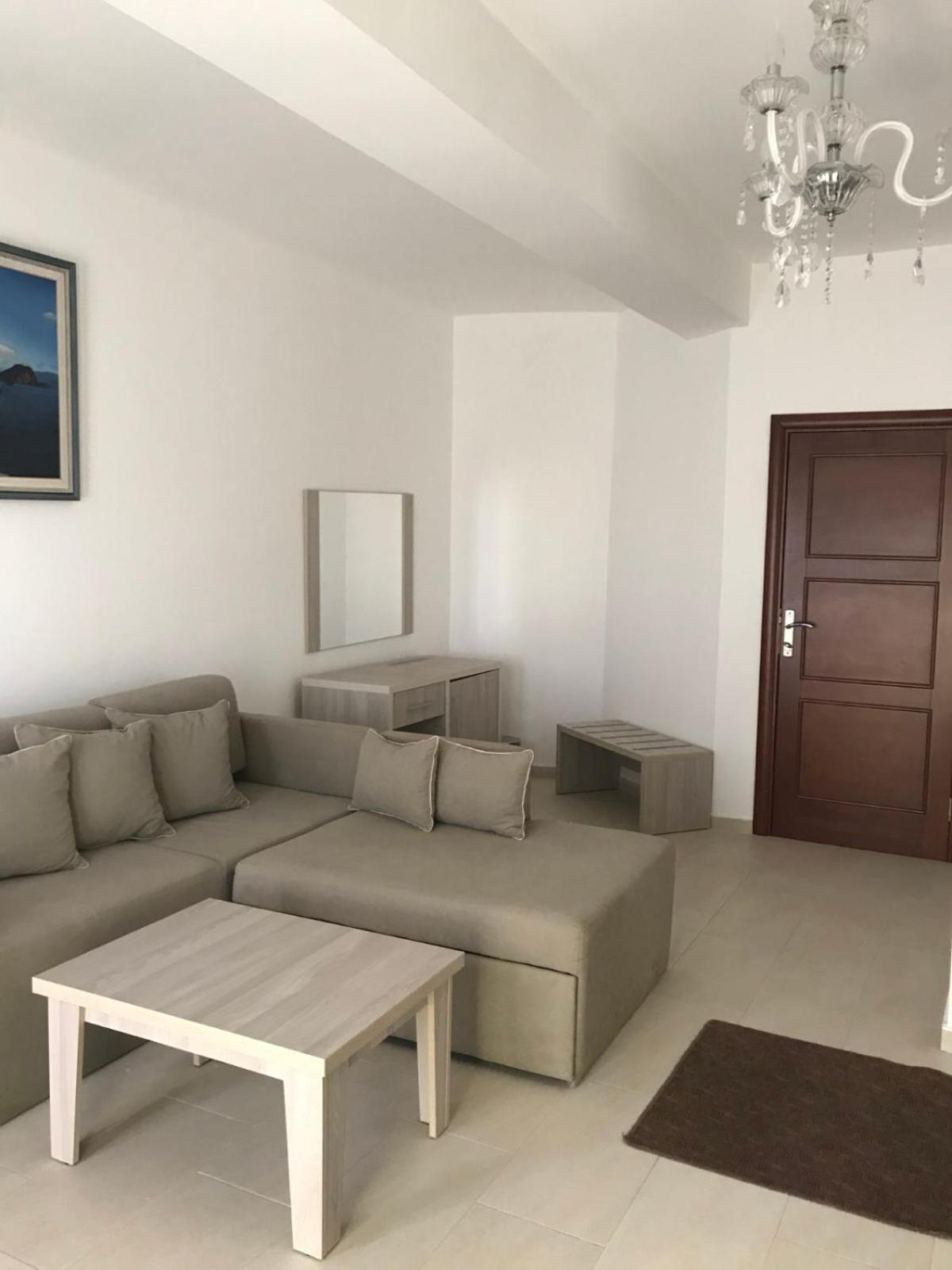 Imperial Hotel Ulcinj Buitenkant foto
