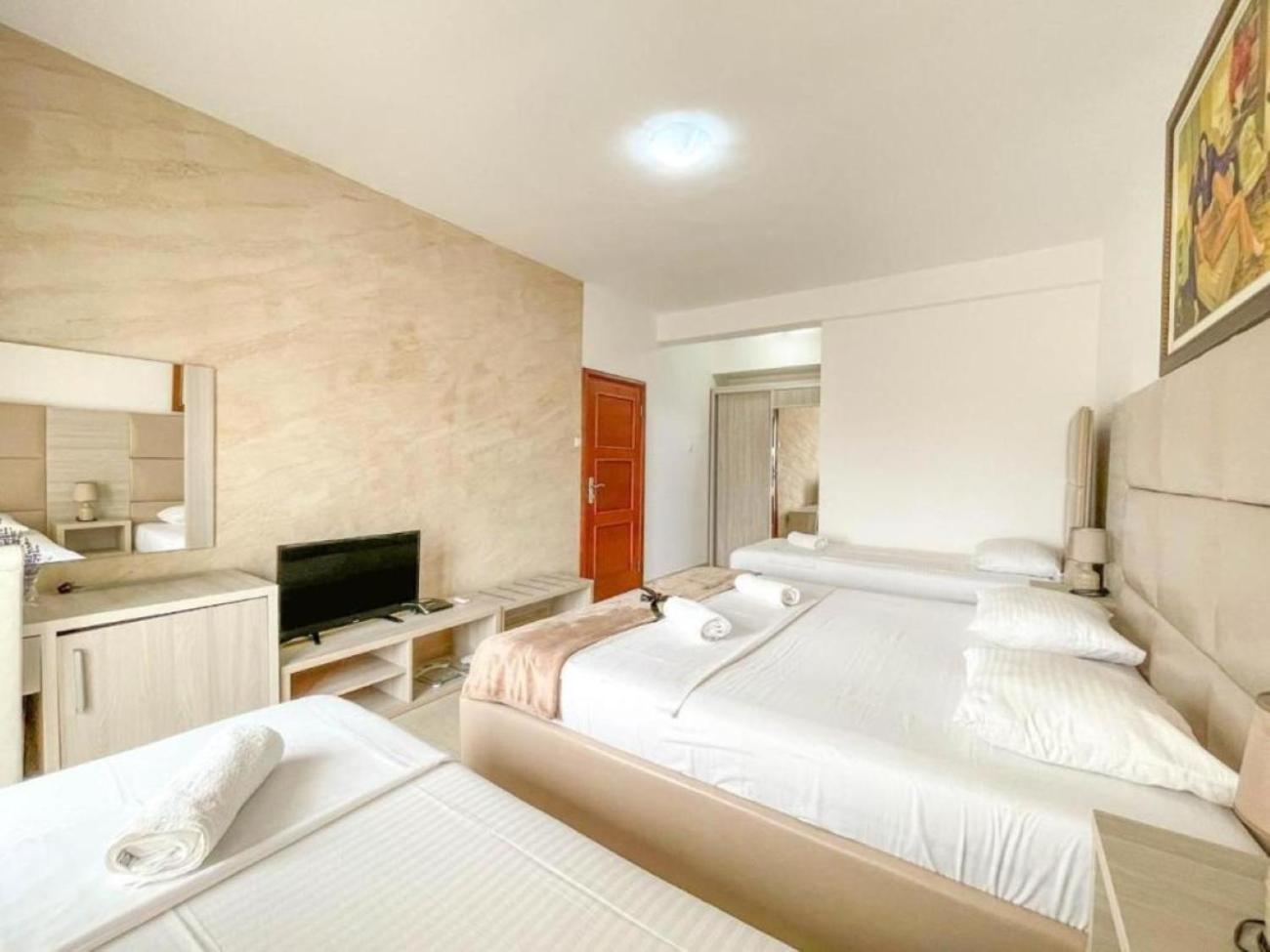 Imperial Hotel Ulcinj Buitenkant foto